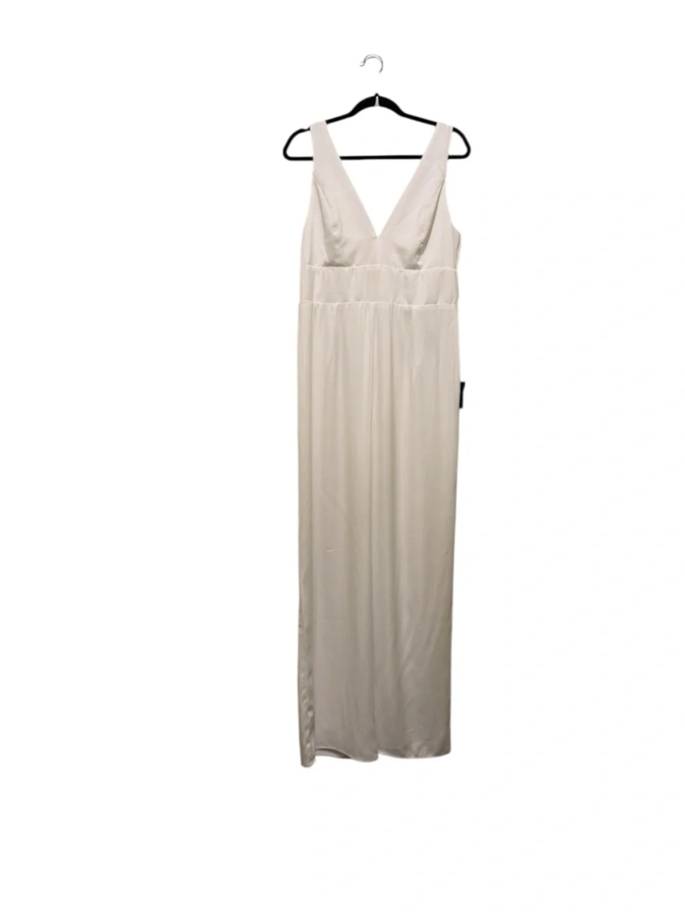 Lulu's White V-Neck Jumpsuit with Back Bow - Picture 2 of 13